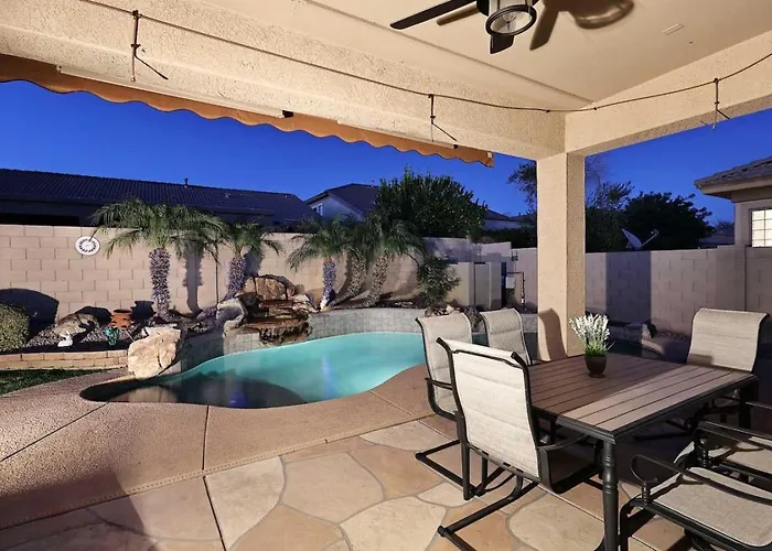 Desert Escape With Private Pool And Jet Tub, 3br Phoenix